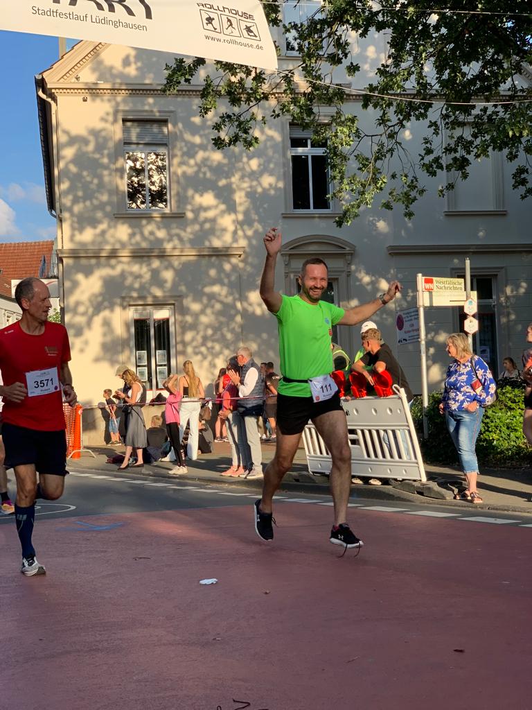 Nyscy biegacze w miastach partnerskich, w  Lüdinghausen i w Szumperku